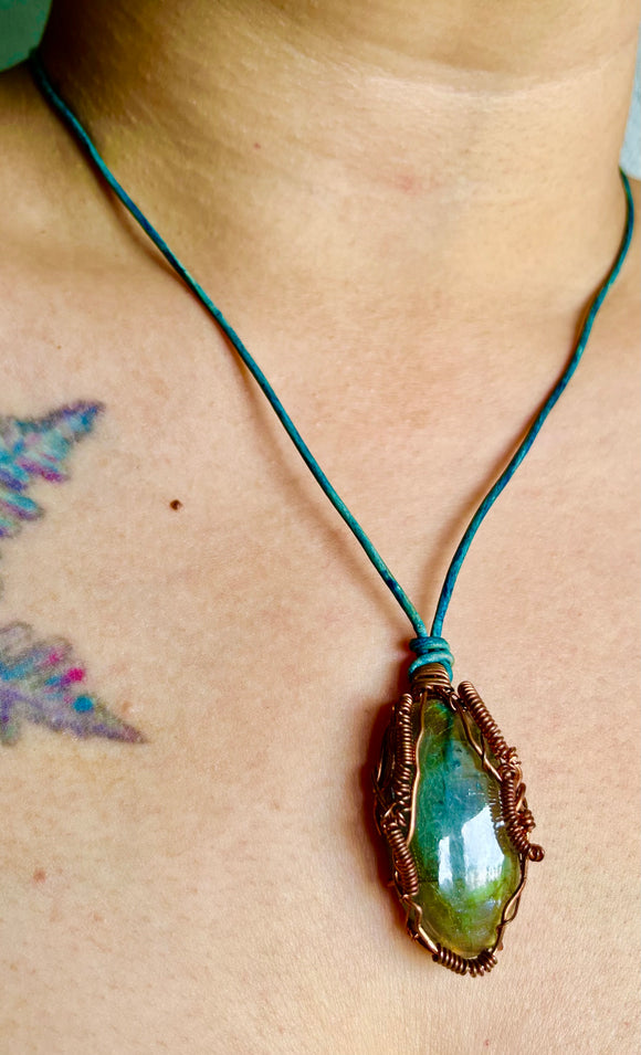 Labradorite Monstera Leather Necklace
