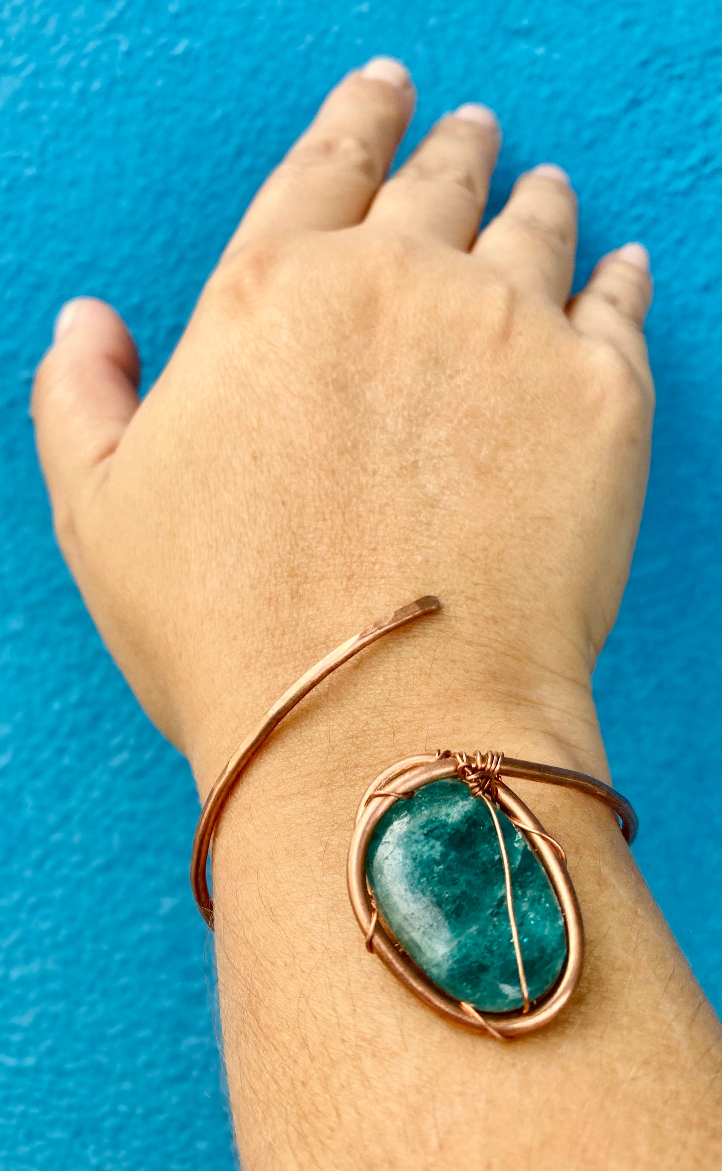 Único Apatite Cuff