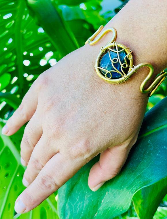 Blue Sphere Labradorite Brass Cuff