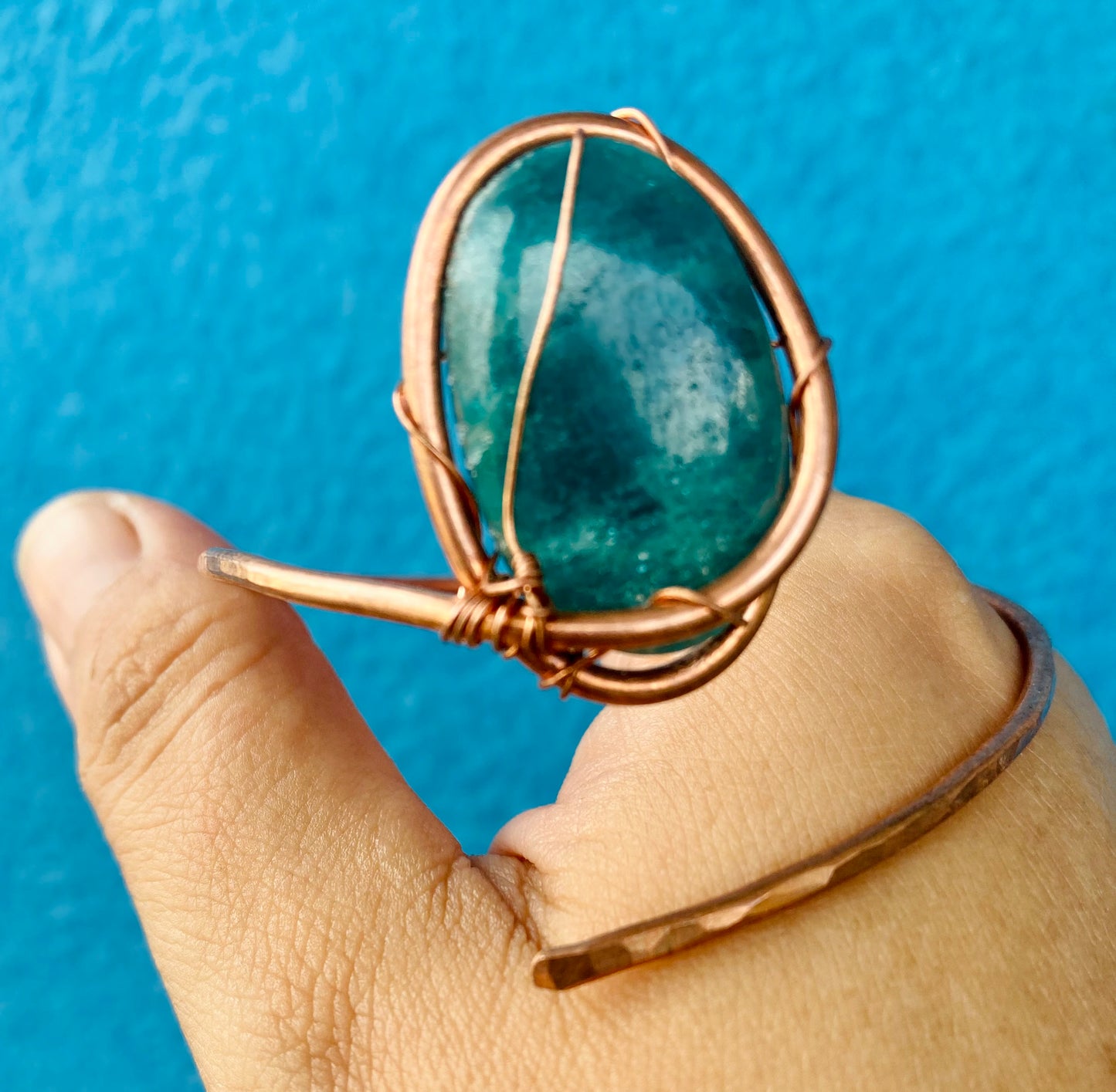 Único Apatite Cuff