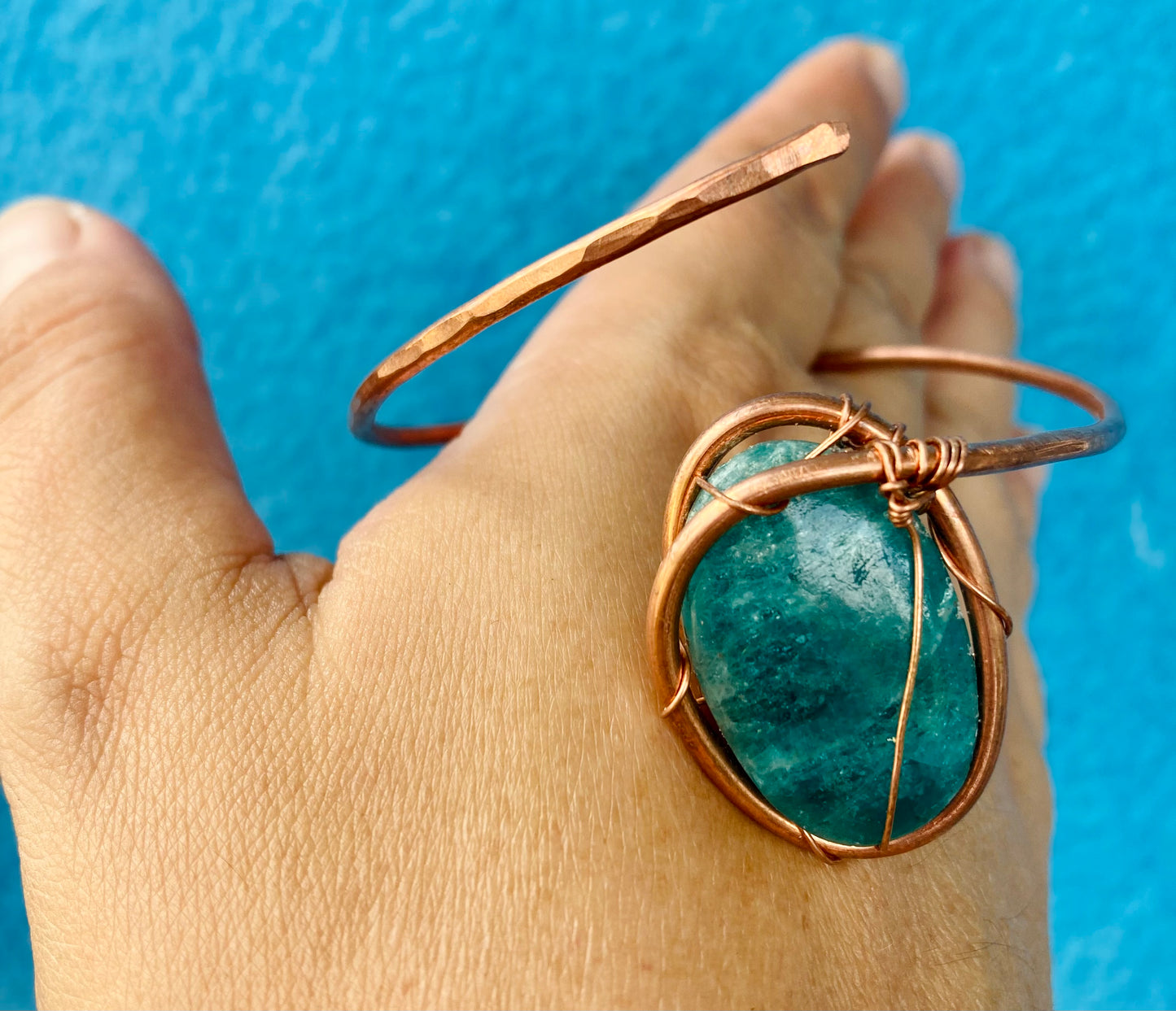 Único Apatite Cuff