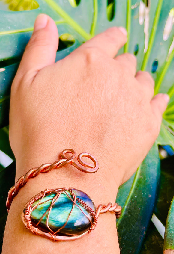 Labradorite E Class Adjustable Copper Cuff