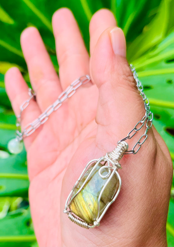 Silver Jane Labradorite Necklace