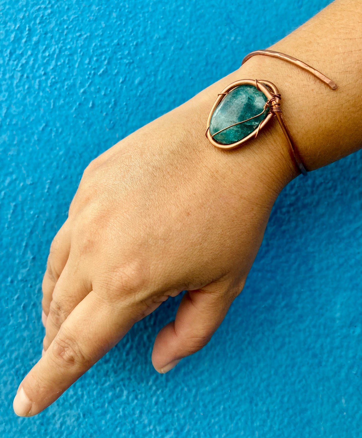 Único Apatite Cuff