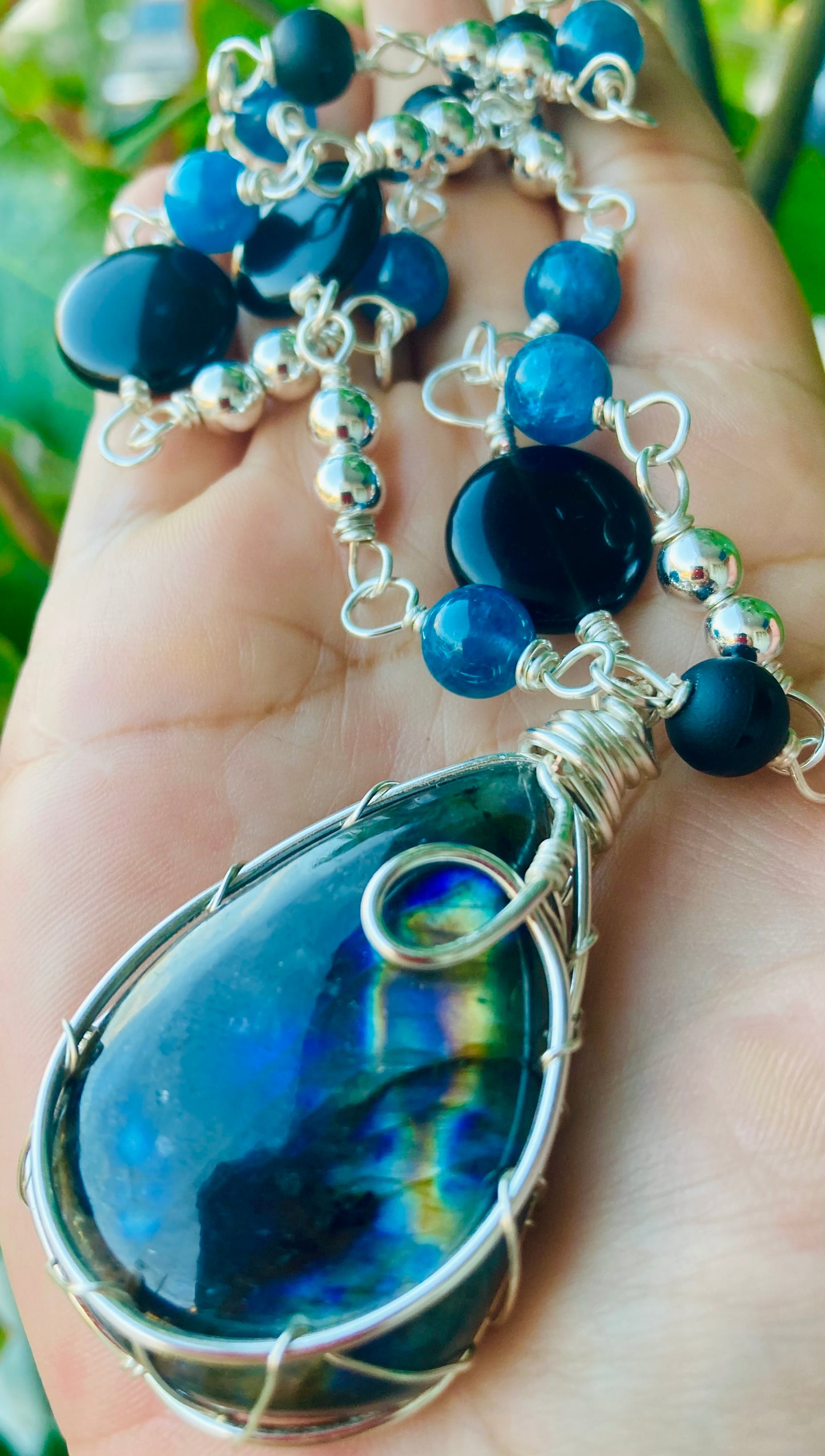 Silver Blue Labradorite Necklace