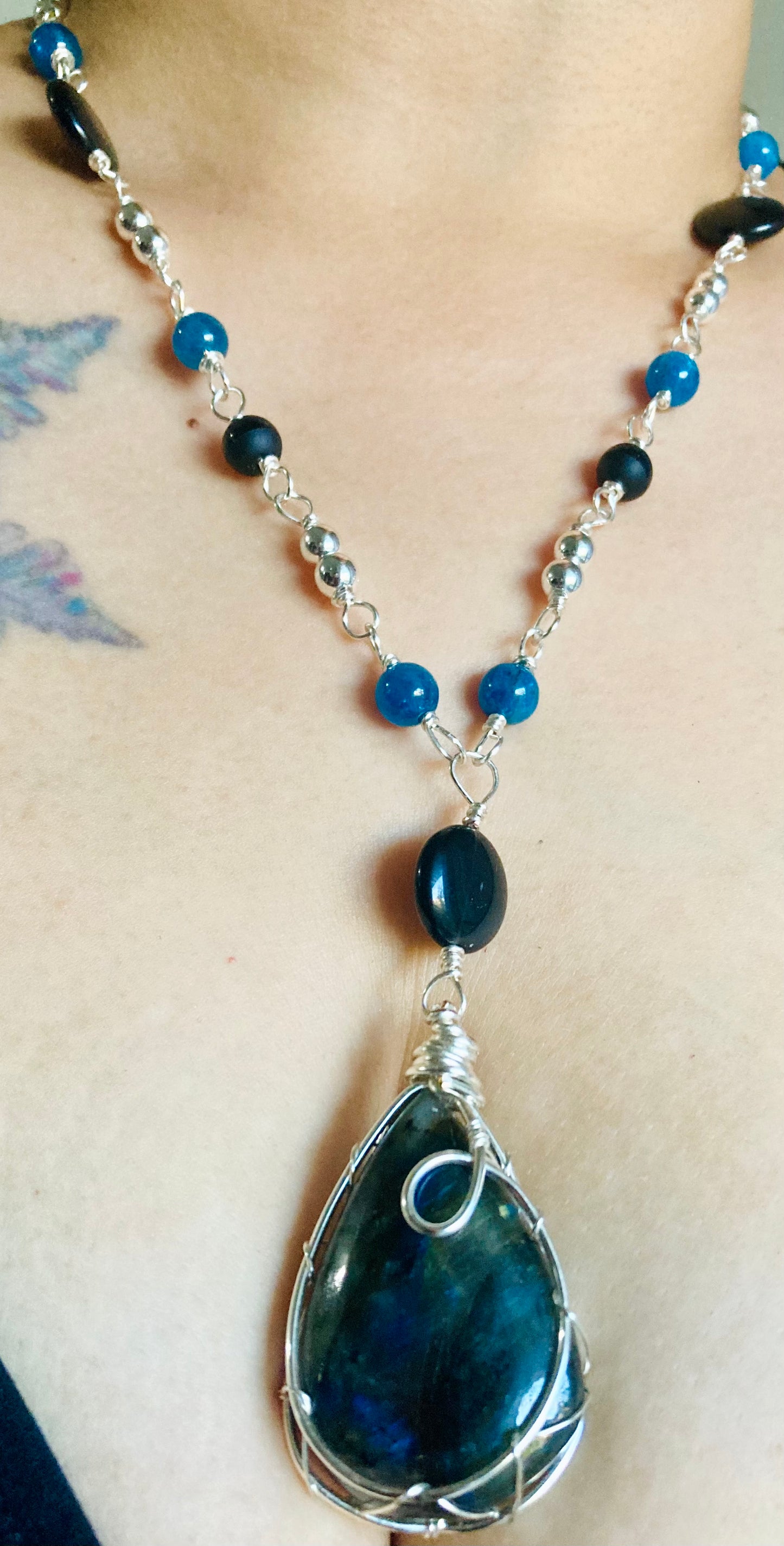 Silver Blue Labradorite Necklace