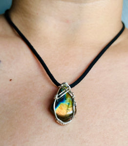 Golden Ray Labradorite Pendant
