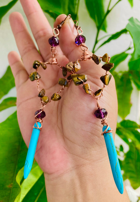 Howlite Triangle Drops