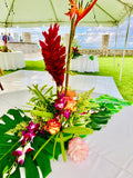 Tropical Table Arrangements