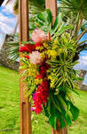 Tropical Altar Arrangements